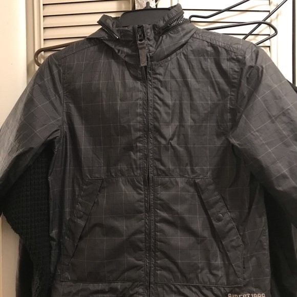 Little boys Gap windbreaker - Picture 3 of 7